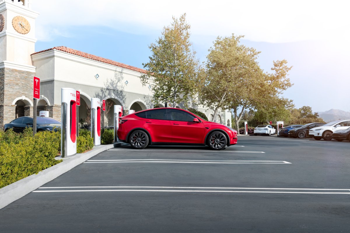 Tesla Announces Q4 2025 Supercharger Site Winners