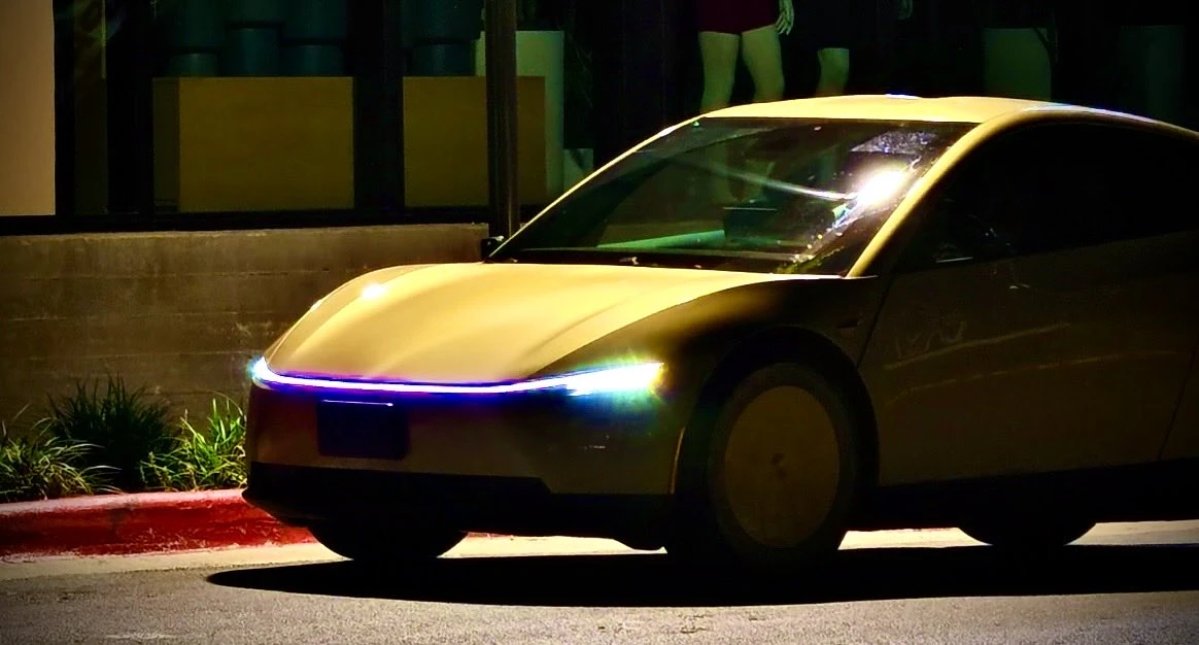 Tesla Cybercab’s Front Light Bar Appears to Be RGB After New Purple Sighting