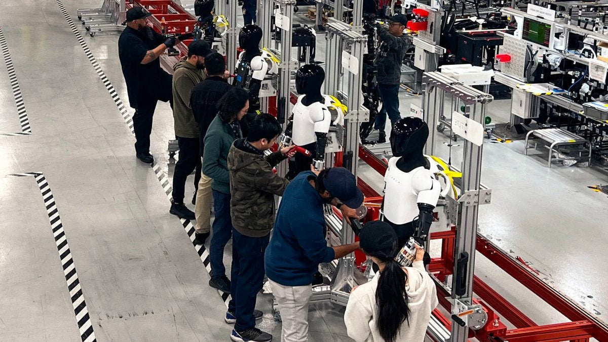 Musk: Tesla Will Be the First to Build Robots With AGI