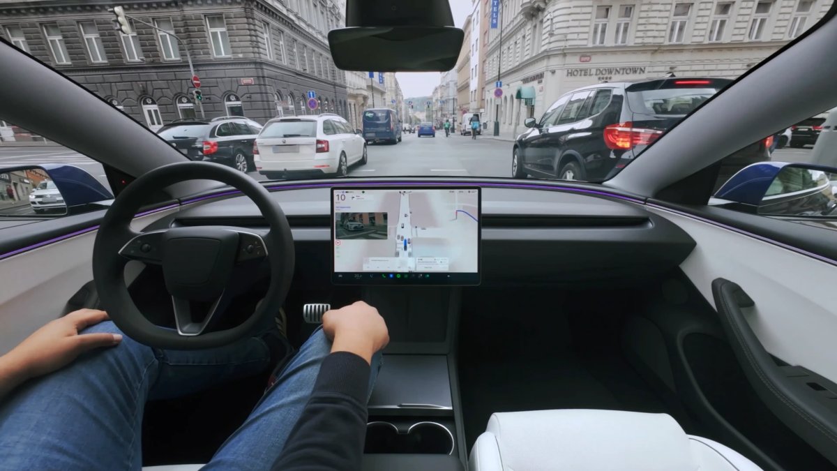 Tesla FSD (Supervised) Approved for Launch in Czechia
