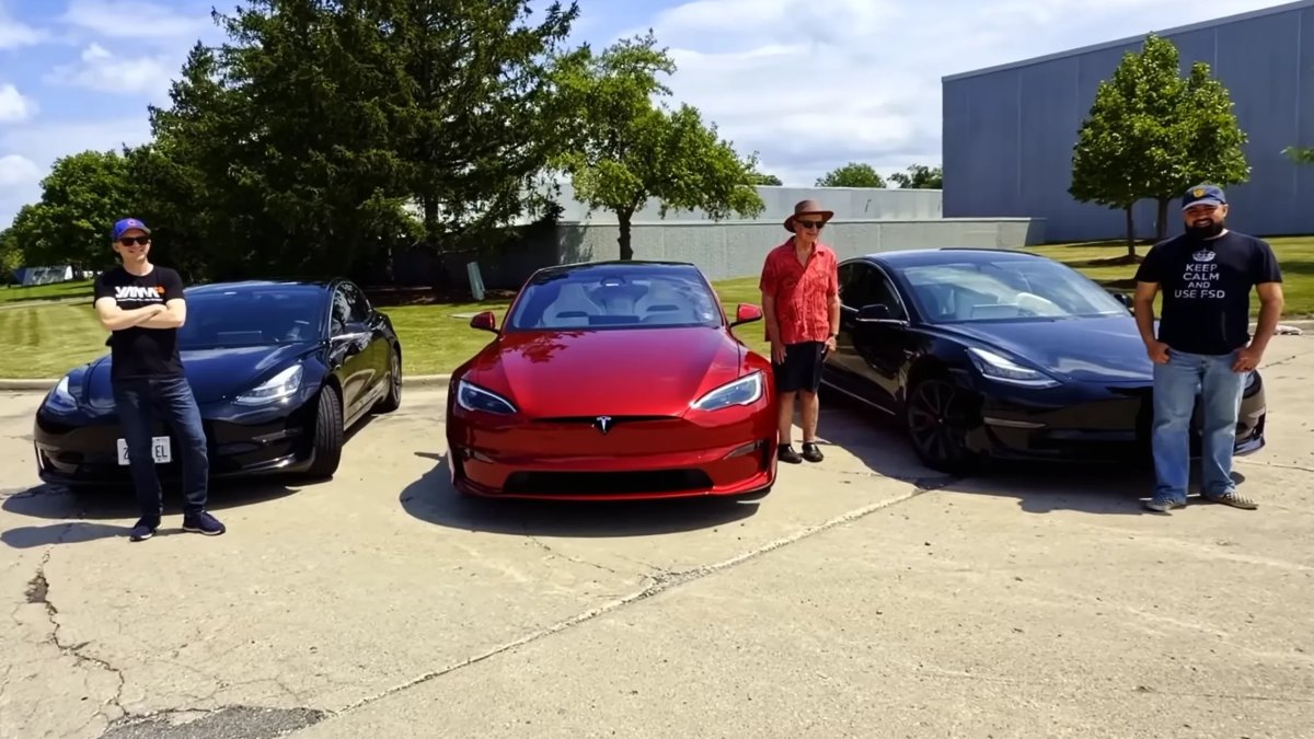 Tesla FSD Reaction Times: V14 Lite vs V12.6.4 vs V14.3