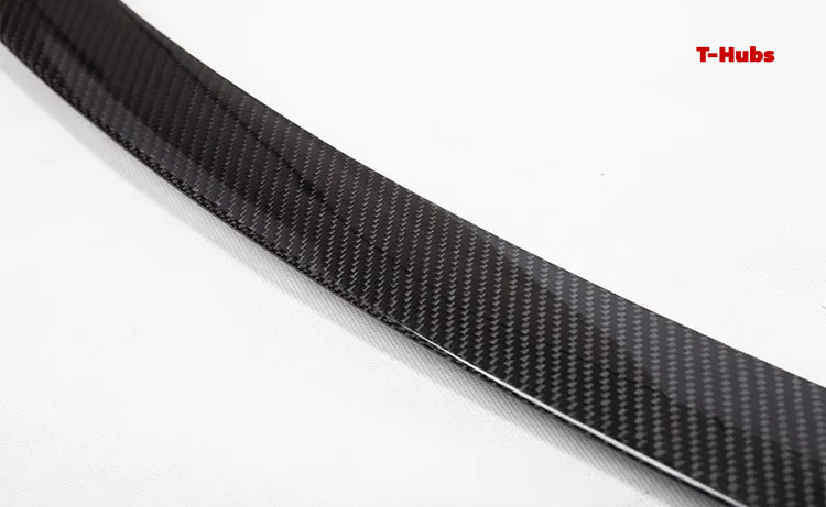 Becquet en fibre de carbone durci TeslaHubs™
