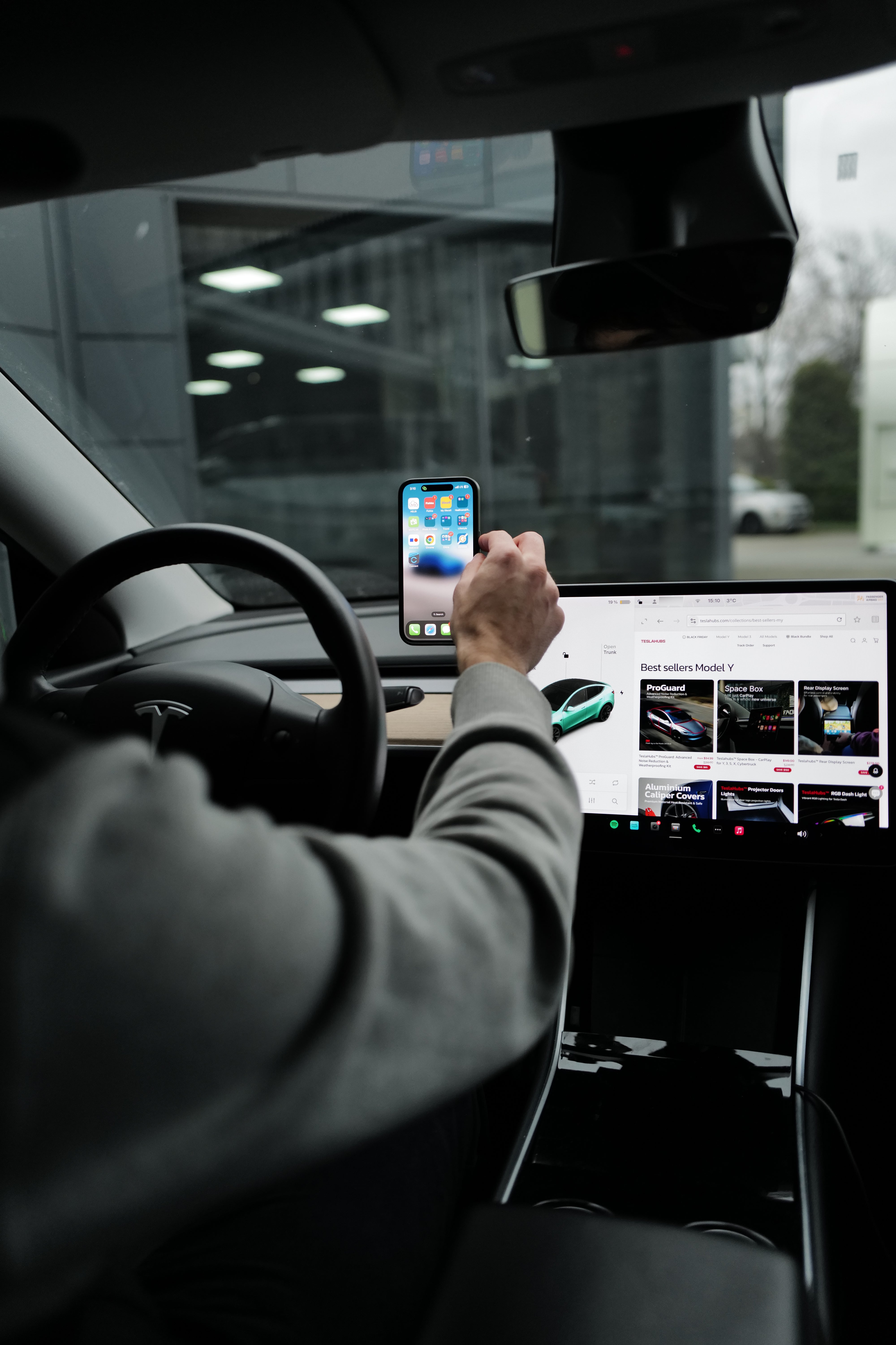 Supporto per telefono Teslahubs™ MagSafe