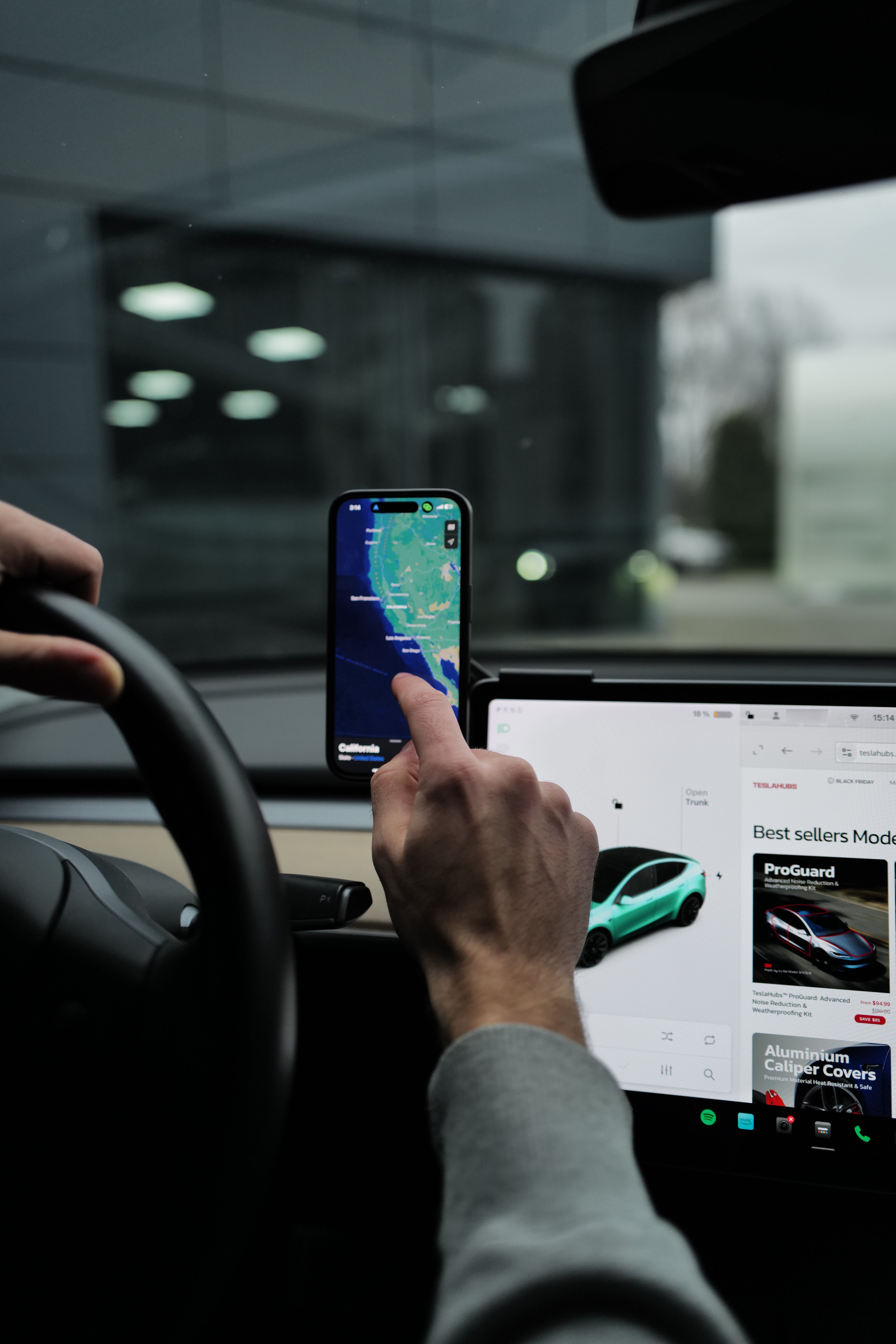 Supporto per telefono Teslahubs™ MagSafe