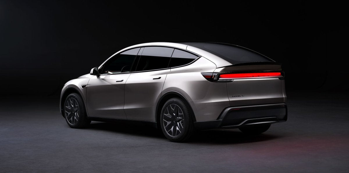 Model Y L approved for Australia; U.S. timing uncertain