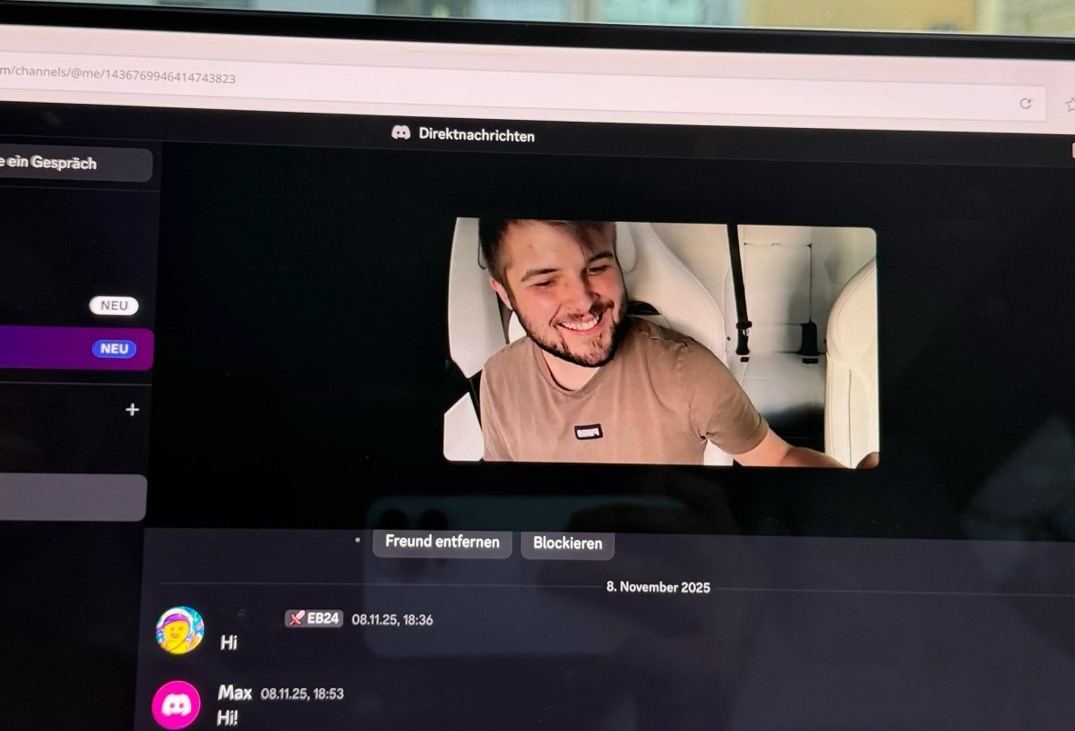Tesla's 2026.26 Summer Update Lets You Video Conference on Google Meet, Teams & Discord