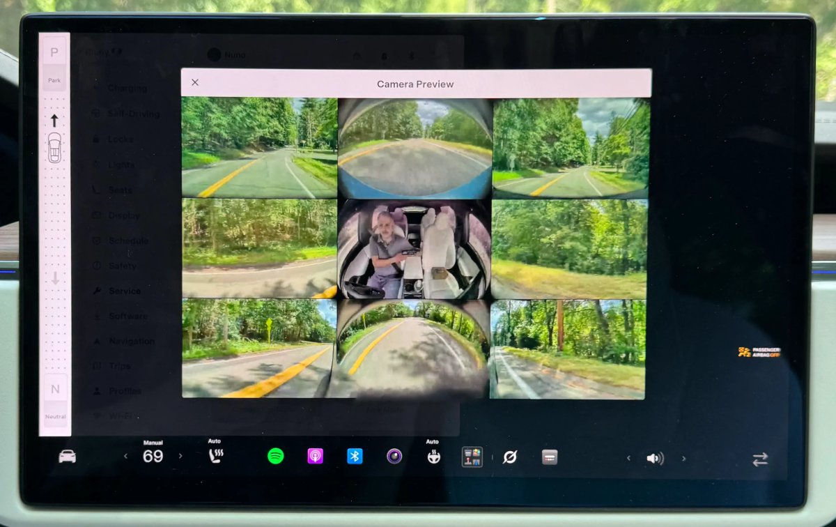 Teslas Camera Previews Are Now Viewable While Driving