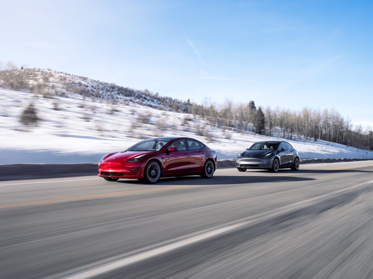 NHTSA Ends Investigation Into Tesla Model 3/Y Steering Failures