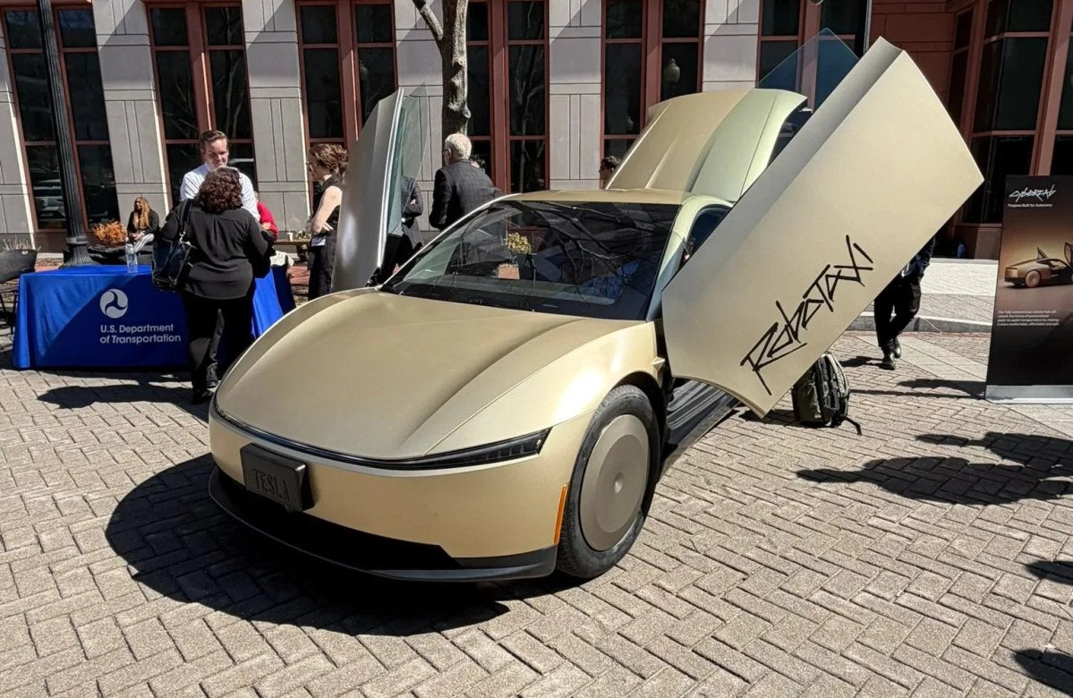 NHTSA Announces It Will Reduce Regulations for Autonomous Vehicles – Hub