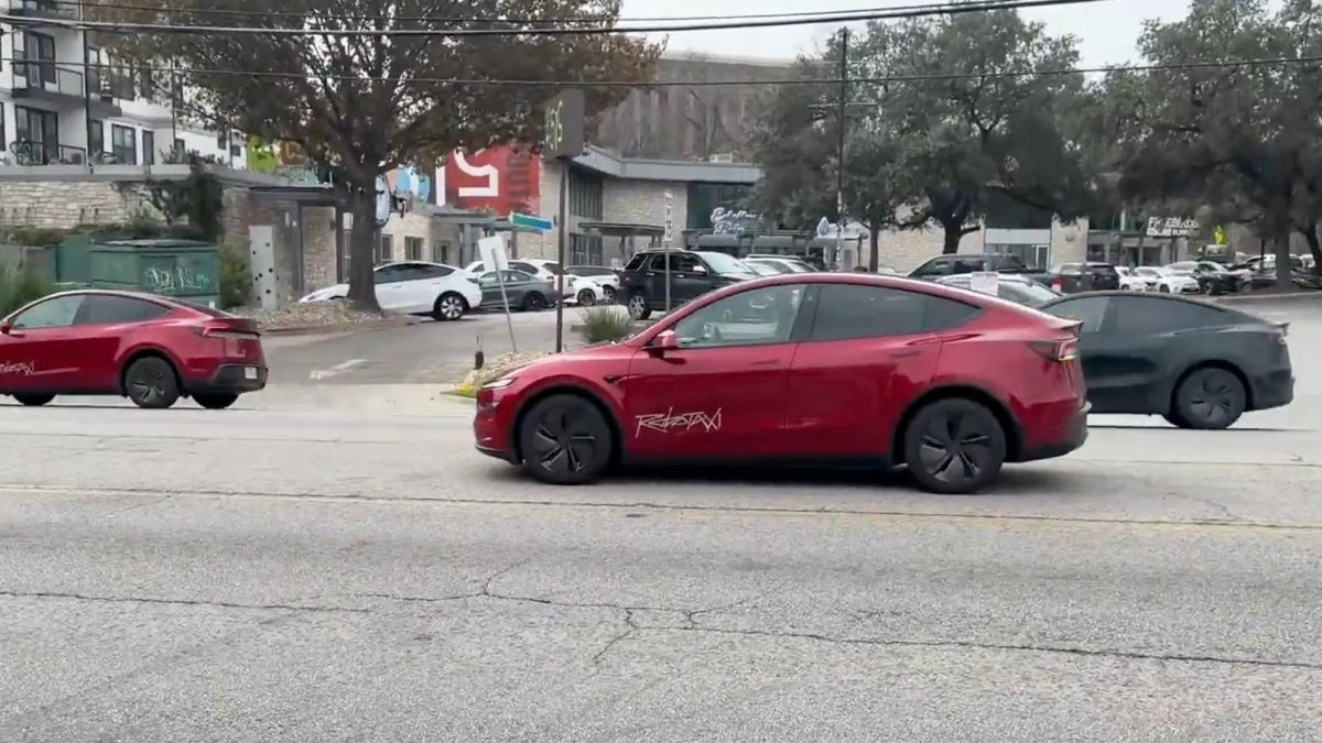 Tesla Launches Unsupervised Robotaxi Rides in Austin