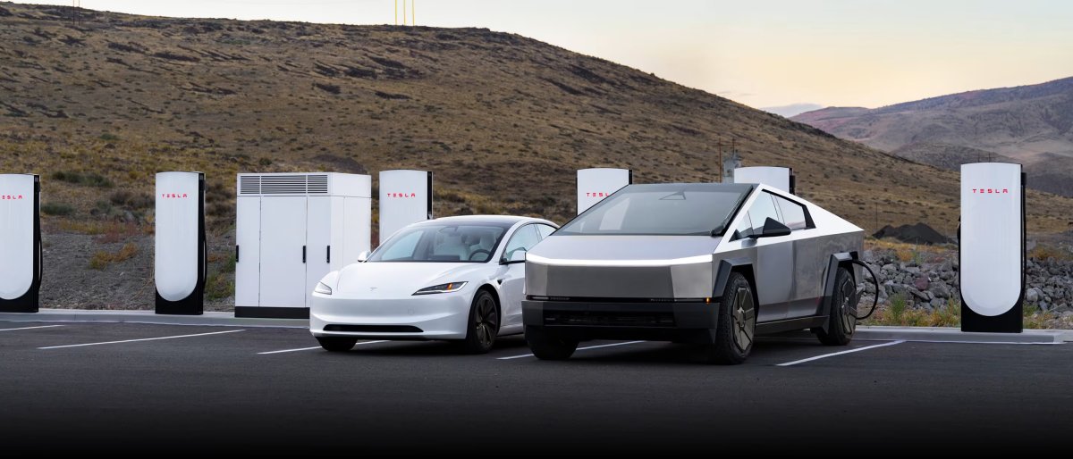 Tesla Opens More 500 kW V4 Superchargers in U.S.
