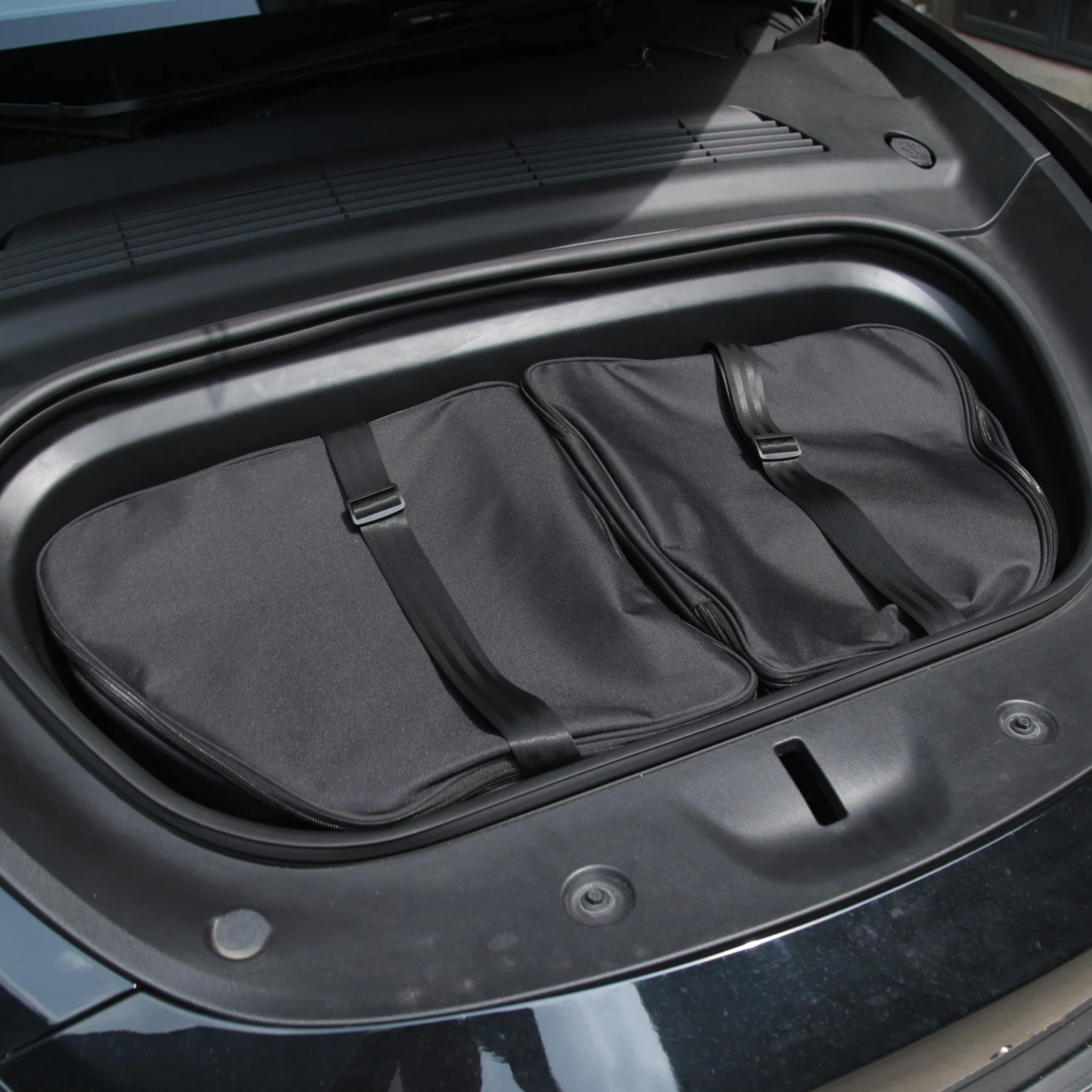 Teslahubs Portable Storage For Tesla Model Y/3 Frunk