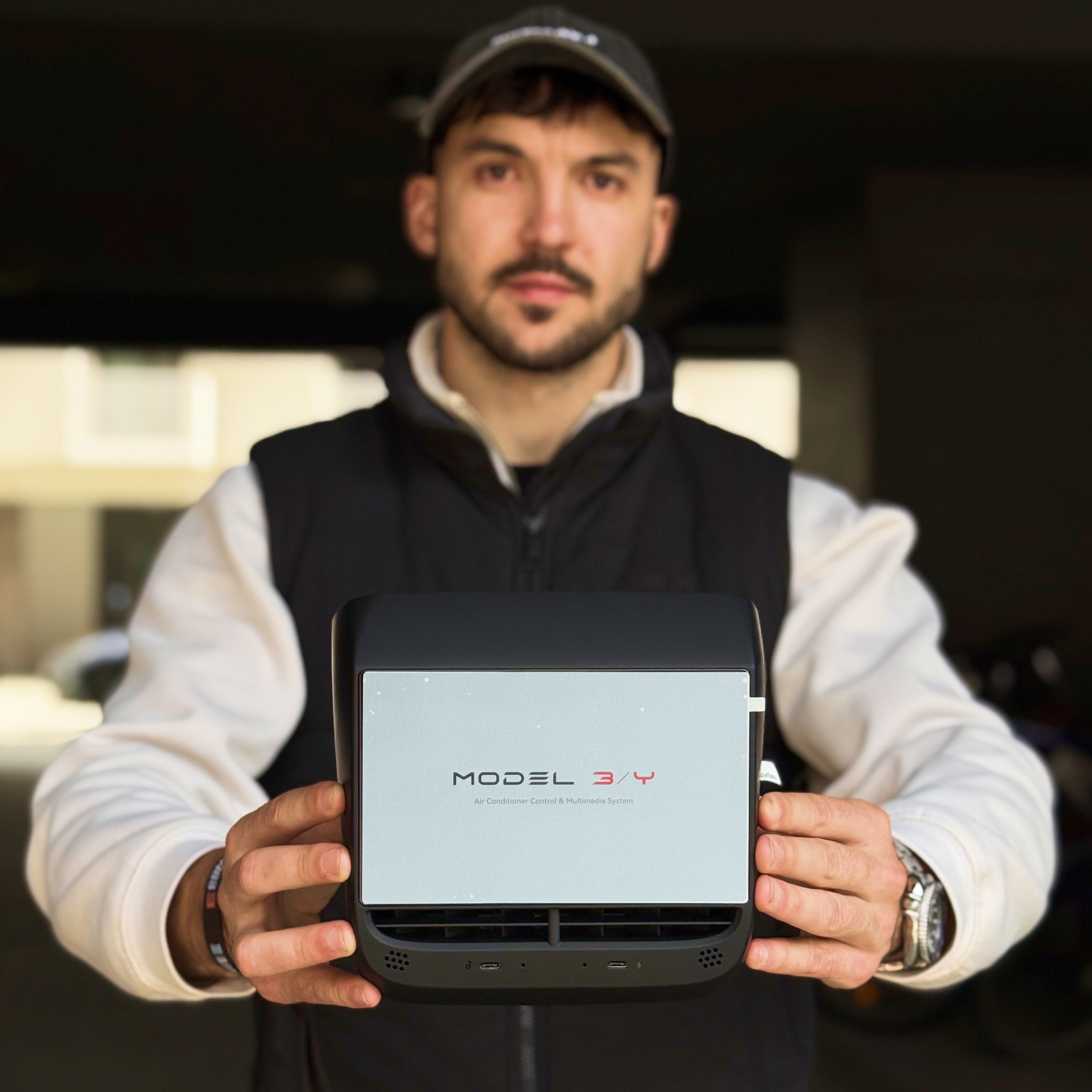 Teslahubs™ Rear Display Screen