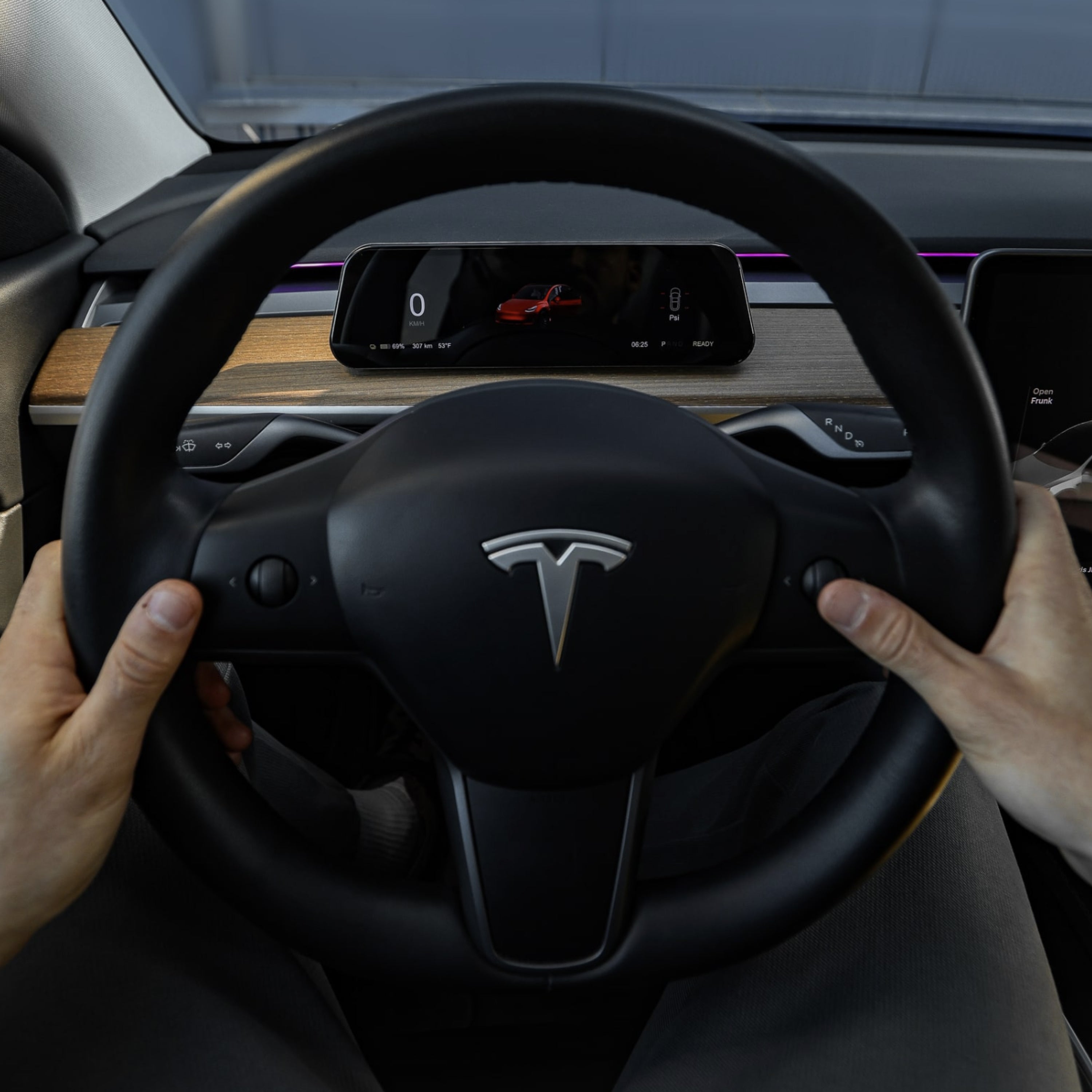 Dash Screen PRO, CarPlay Ultra